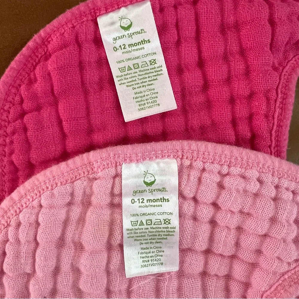 GREEN SPROUTS Organic Muslin Pink Bib Set & Teether, 0-12mo